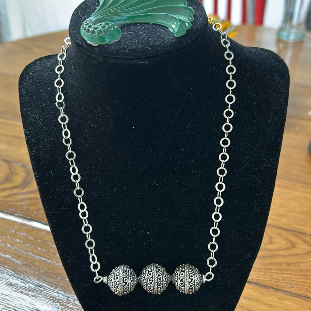 Three Bead Necklace
